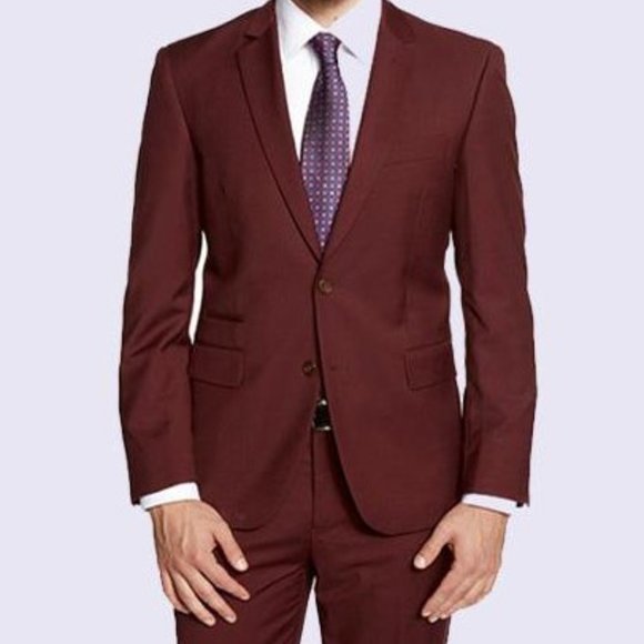 Suit - Picture 2 of 5